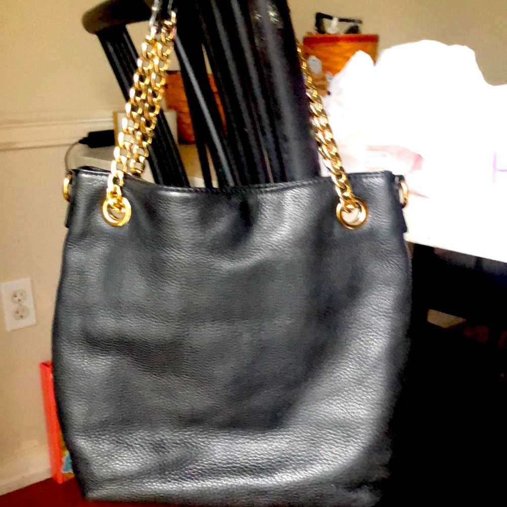 Michael Kors black leather purse